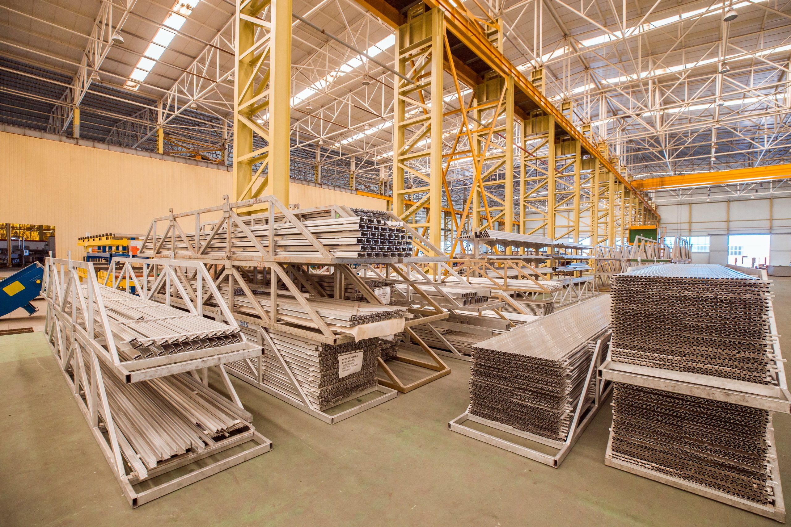 industry construction equipments inside storehouse factory